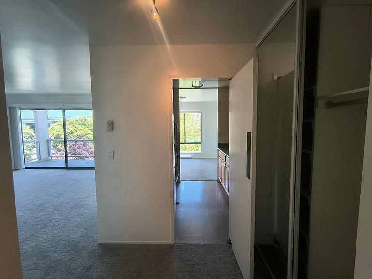 5 Commodore Dr #412 — Photo 25