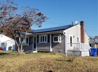 92 Roxbury Rd, East Hartford, CT 06118