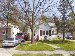 549 Judge Ave, Waukegan, IL 60085