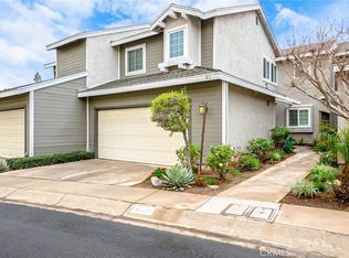 811 Live Oak Pl, Corona, CA 92882
