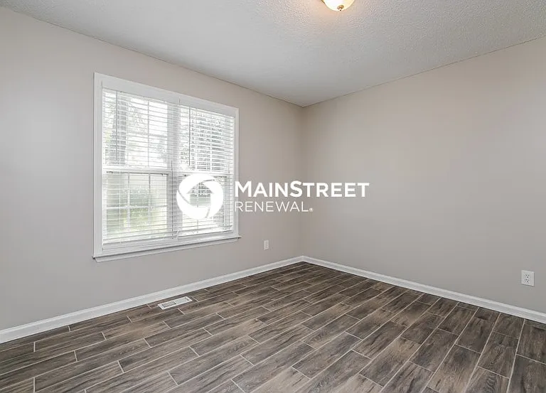 6408 Silver Spring Ct — Photo 8