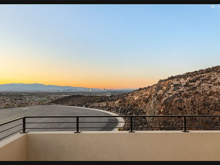 350 Solitude Peak Ln — Photo 24