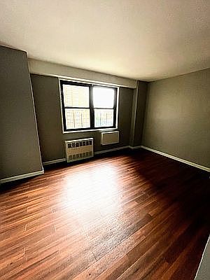 5th image of 77 Sullivan Pl #7EE