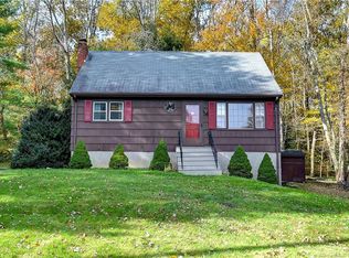 9 Laura Dr, Hebron, CT 06248