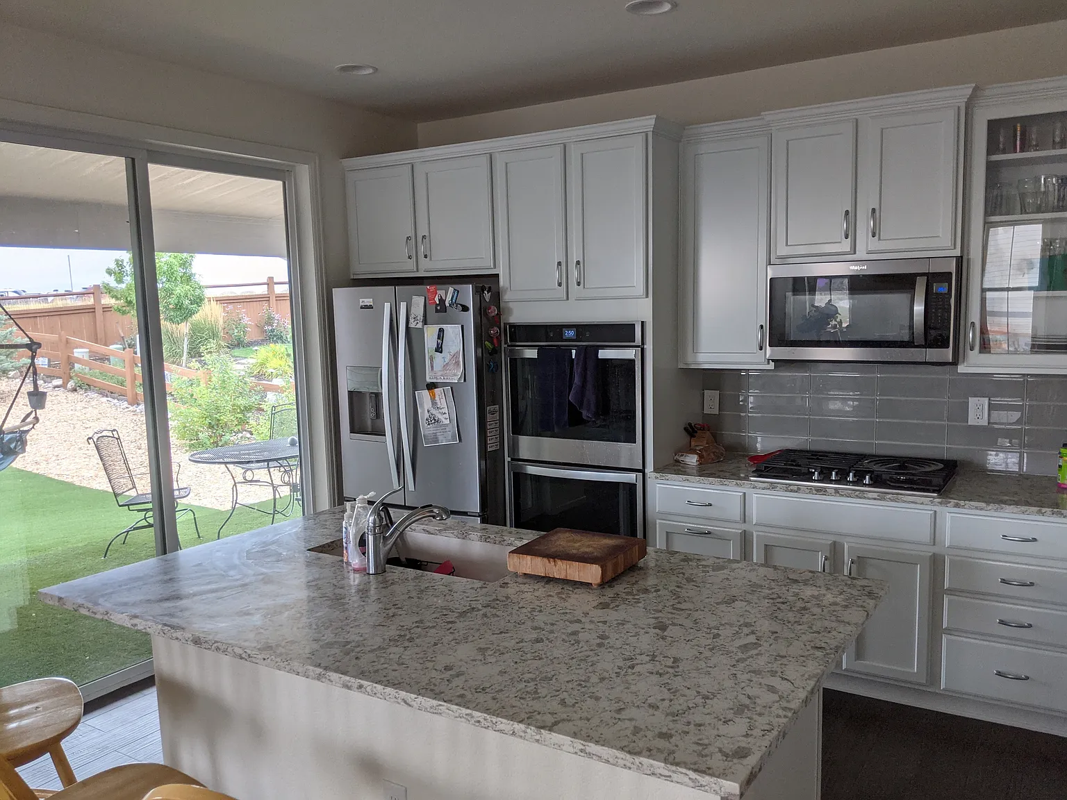 4 bed, 3289 sqft, $1,700 — Photo 3