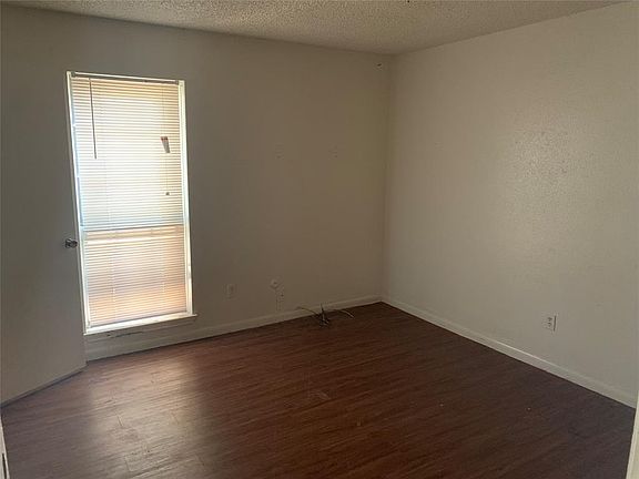 4th image of 12326 Millbanks Dr