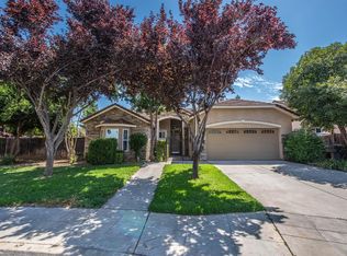 1629 Megan Ave, Clovis, CA 93611