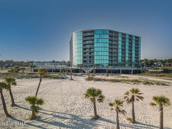 1899 Beach Blvd APT 1004, Biloxi, MS 39531