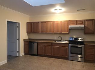 133 S Hill St APT 202, Griffin, GA 30223