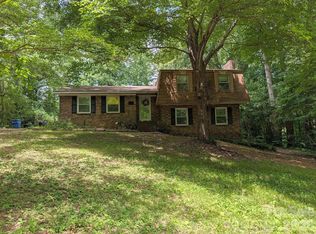 215 Swampfox Dr, Fort Mill, SC 29715