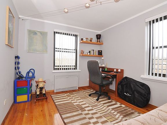 4th image of 7351 Bell Blvd APT 6E