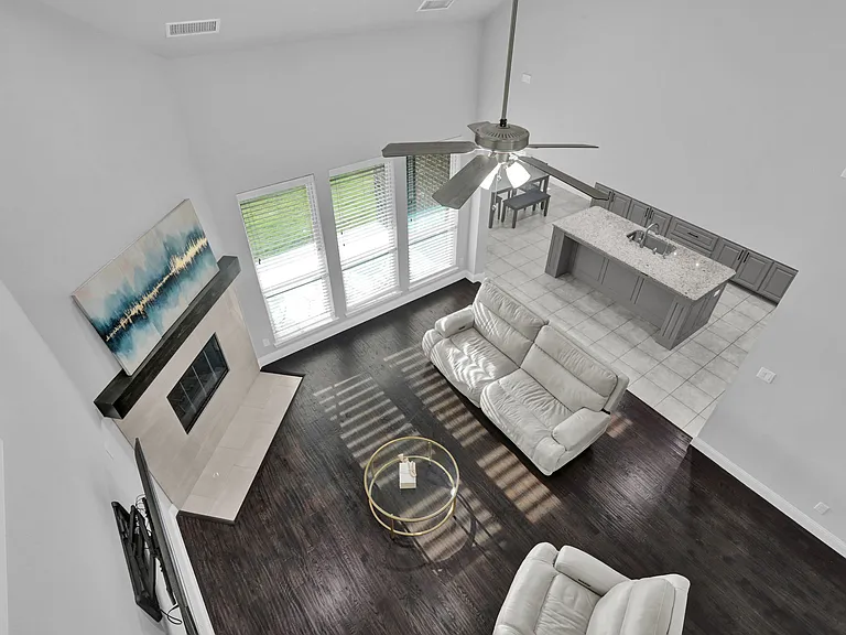 14093 Shiloh Springs Dr — Photo 33