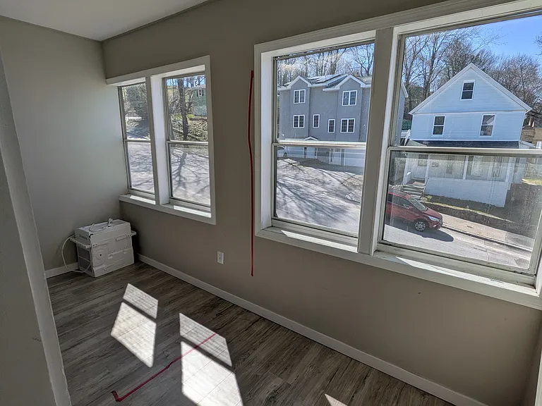 27 McKinley Rd — Photo 8