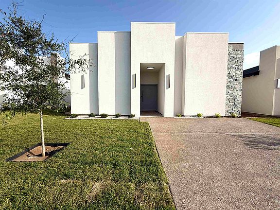 2nd image of 1611 Secretaria Ln
