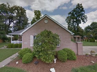 1088 Beechmeadow Ln, Cincinnati, OH 45238