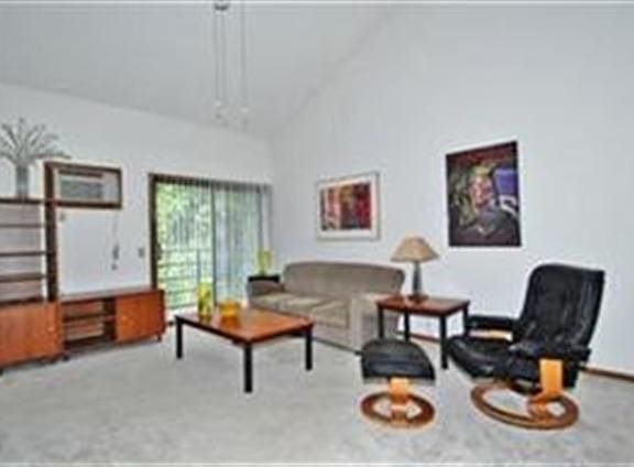 2nd image of 1010 N Sunnyvale Ln Unit J