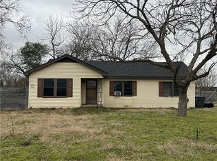 3525 Old Marlin Rd, Waco, TX 76705