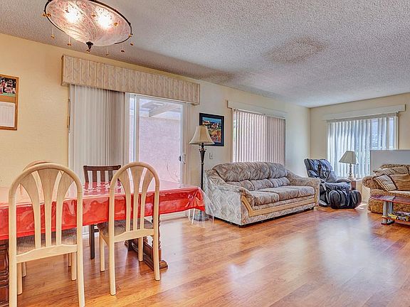 5th image of 438 Golden Springs Dr Unit B