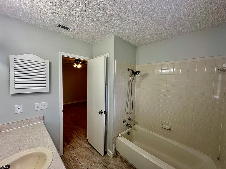 1307 Barbara Dr #B — Photo 21