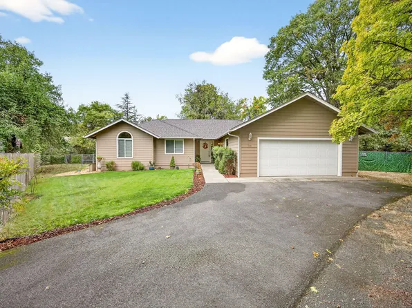 530 NW Midland Ave, Grants Pass, OR 97526