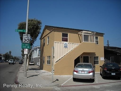 1st image of 804 El Carmel Pl