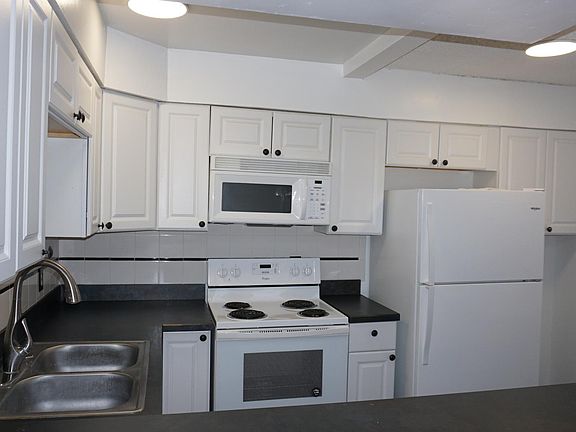 3rd image of 6266 1st Ave S APT 25