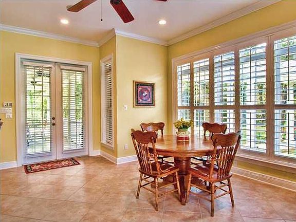 3rd image of 6008 Moors Oaks Dr