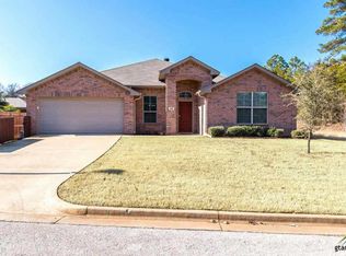 1002 Happy Cir, Whitehouse, TX 75791