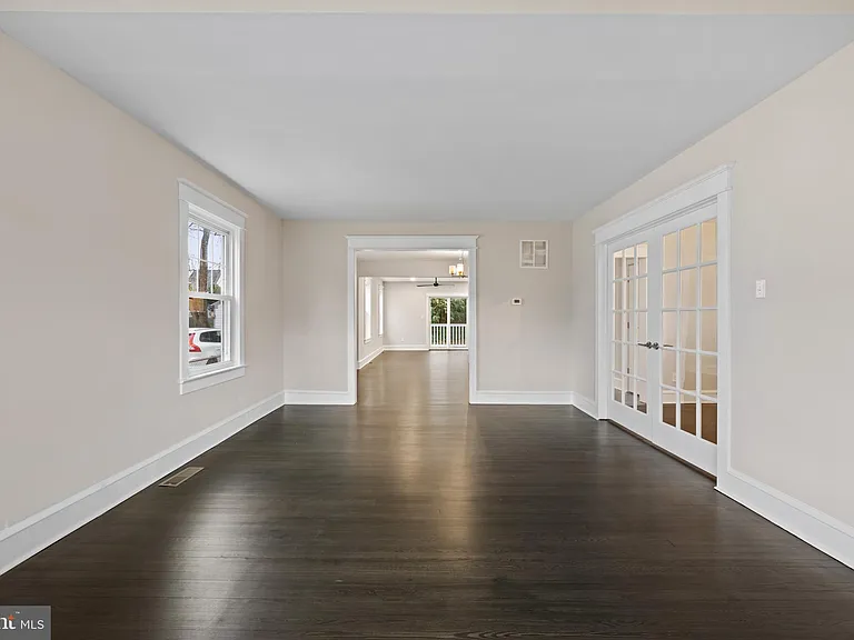 19 Conwell Ave — Photo 10