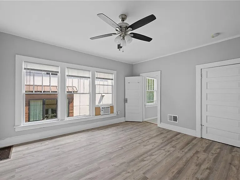 789 Barnett St NE #2 — Photo 8