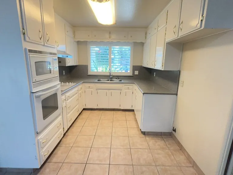 133 Kadota Ave — Photo 5