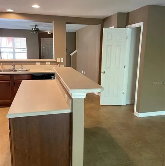 10934 Johanna Ave — Photo 12