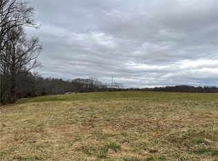 49 Arctic Dr #128, Cleveland, GA 30528