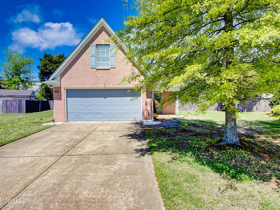 1st image of 10678 Pecan Meadow Dr