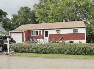 16 Onondaga Dr, Wappingers Falls, NY 12590