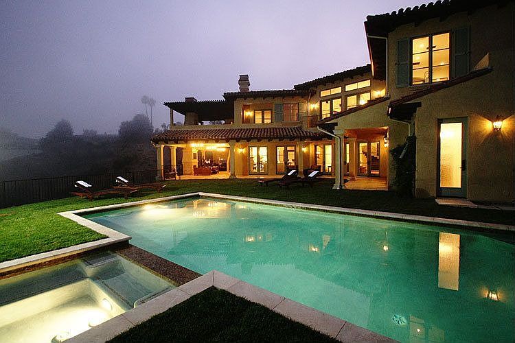 1st image of 10858 Portofino Pl