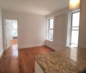 Rented by Ledvech Group