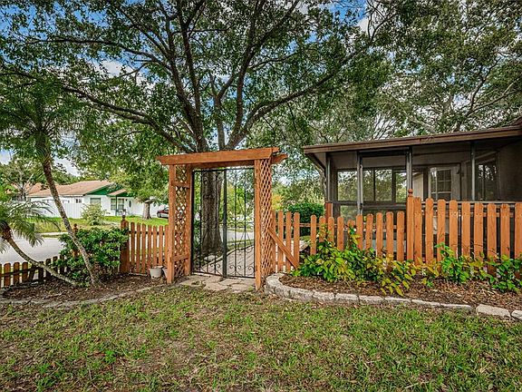 5th image of 2673 Markham Ct