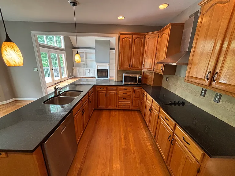 10601 Taylor Farm Ct — Photo 7