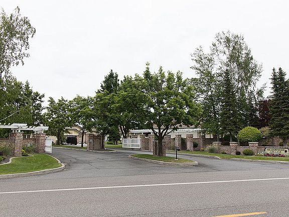 3rd image of 24122 E Olive Ln