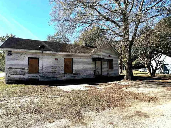 10 Lee St, Bennettsville, SC 29512