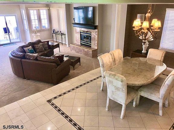 3rd image of 3724 Waterview Blvd #1