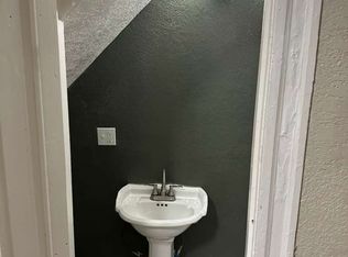 1009 N 19th St #6, Milwaukee, WI 53233