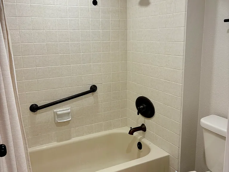 12222 N Paradise Village Pkwy S #213A — Photo 10