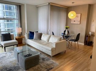 193 Aquarius Mews #1602, Vancouver, BC V6Z 2Z2
