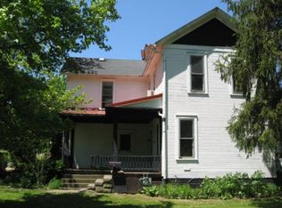 39 Braun St, Glouster, OH 45732