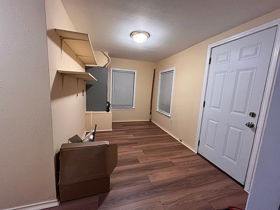 5th image of 2639 Soledad St