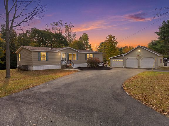 3rd image of 217 Hinkley Road