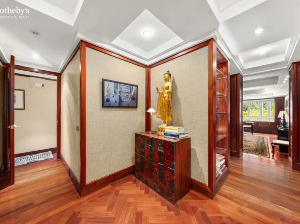 333 West 57th Street image 8 of 23