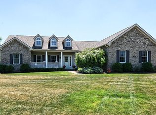 367 Marion Meadows Dr, Howell, MI 48843